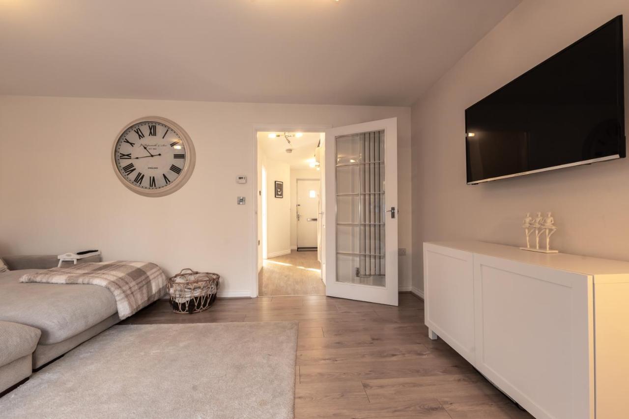 Cheerful 3 Bedroom House - Sleeps 7 Alwalton Esterno foto