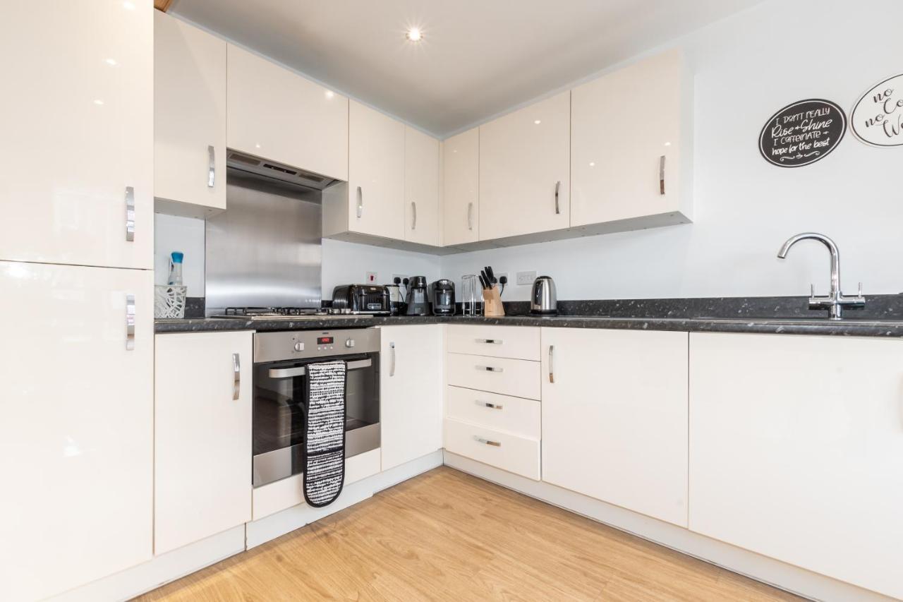 Cheerful 3 Bedroom House - Sleeps 7 Alwalton Esterno foto