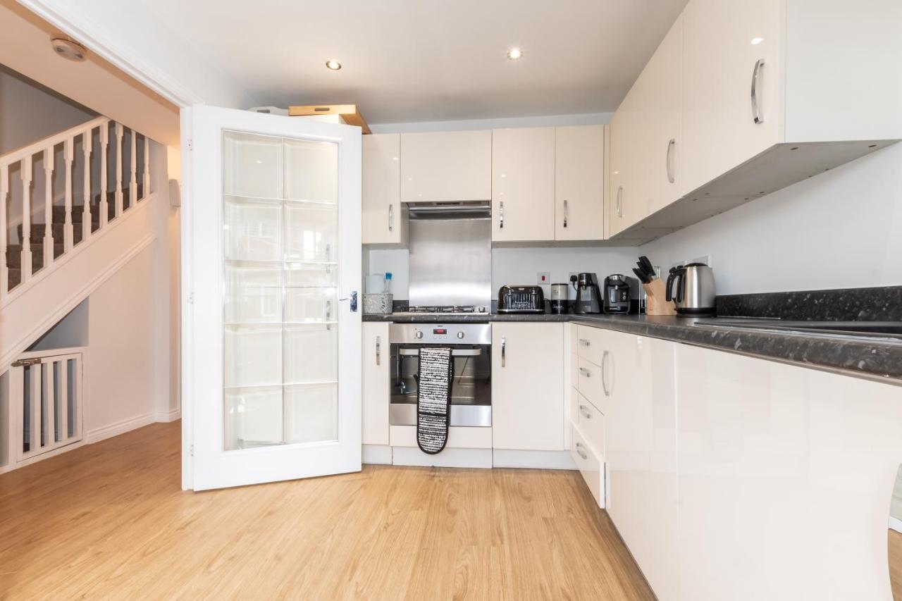 Cheerful 3 Bedroom House - Sleeps 7 Alwalton Esterno foto